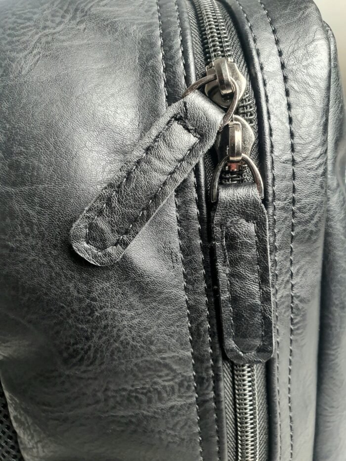 Un sac à dos classique au design fabuleux et extrêmement élégant, adapté aux amateurs de luxe.Cuir PU à Fermeture éclair Vintage - Image 6