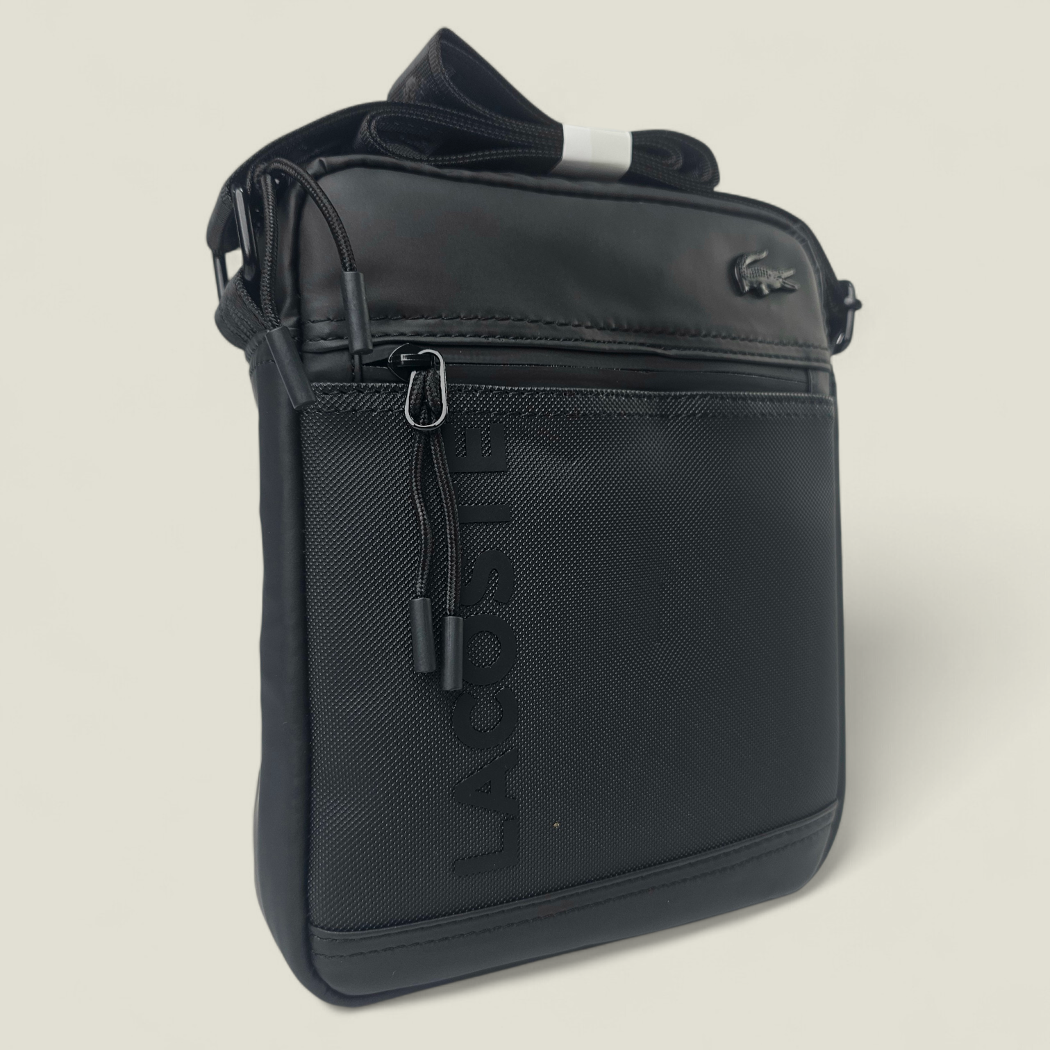 20260218_113640 sacouch luxe Lacoste black black - Image 1