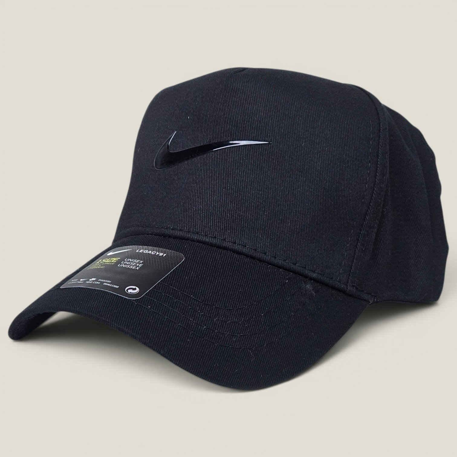 20260601_182232 Une casquette de sport distinctive de Nike – Image 1